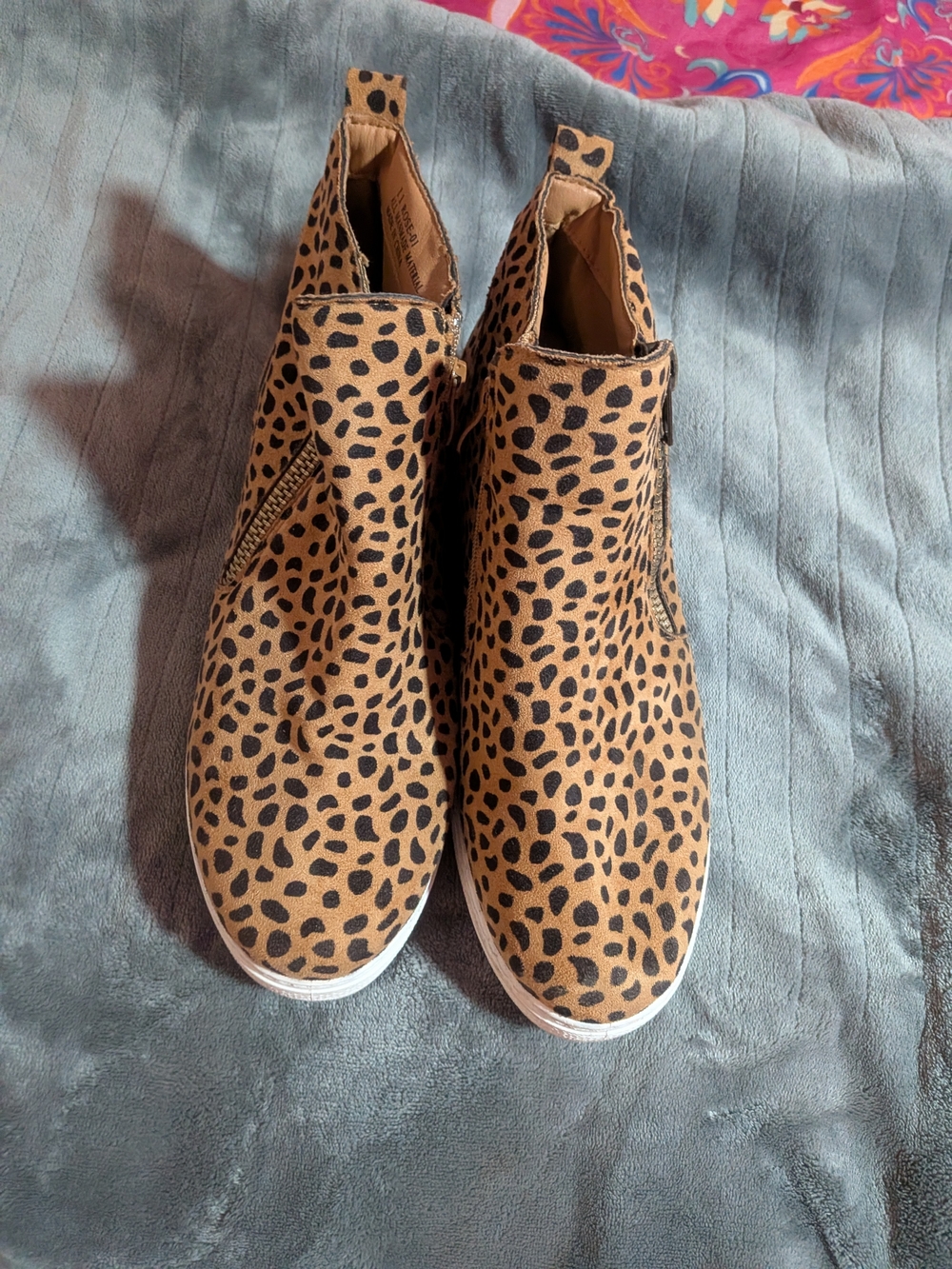 Leopard Print Ankle Booties - Tan/Black